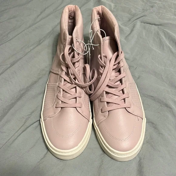 Old Navy High Top 1994 Size women’s New with Lavender